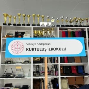 Tören Geçit Tabelası