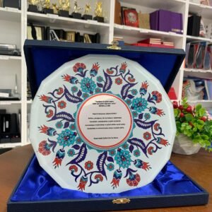 Tabaklı Çini Desenli Cam Plaket